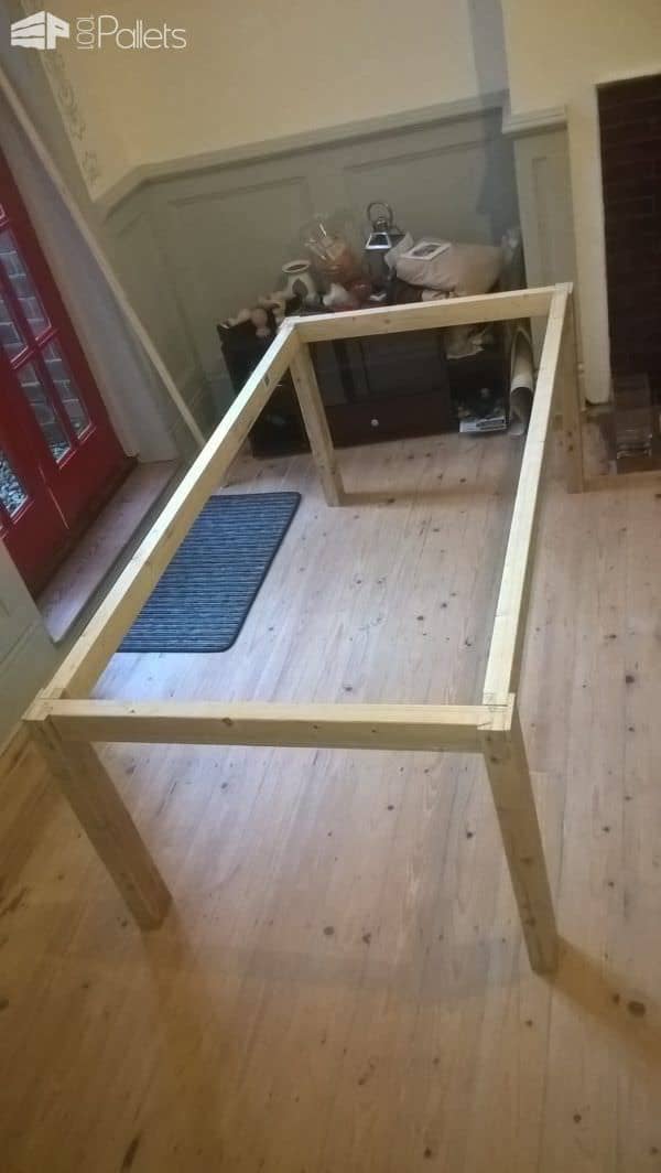 Crockery Mosaic Pallet Dining Table Pallet Desks & Pallet Tables Crockery Mosaic Pallet Dining Table Pallet Desks & Pallet Tables
