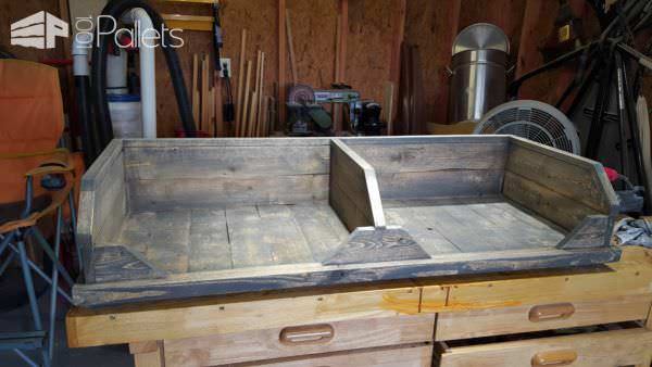 Diy Video Tutorial: Pallet Two-dog Bed Animal Pallet Houses & Pallet Supplies DIY Pallet Video Tutorials Diy Video Tutorial: Pallet Two-dog Bed Animal Pallet Houses & Pallet Supplies DIY Pallet Video Tutorials