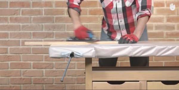Diy Video Tutorial: Varnishing Pallet Wood DIY Pallet Video Tutorials Diy Video Tutorial: Varnishing Pallet Wood DIY Pallet Video Tutorials