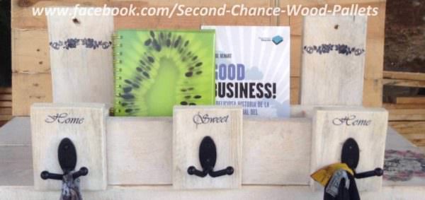 Jewelry / Key Hangers Made Using Pallet Wood Pallet Home Accessories Jewelry / Key Hangers Made Using Pallet Wood Pallet Home Accessories