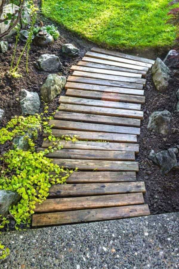 Top 34 Creative Pallet Garden Ideas For Springtime! Pallets in the Garden Top 34 Creative Pallet Garden Ideas For Springtime! Pallets in the Garden