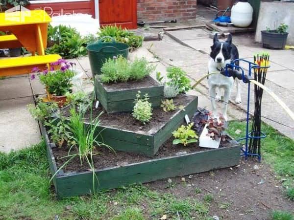 Top 34 Creative Pallet Garden Ideas For Springtime! Pallets in the Garden Top 34 Creative Pallet Garden Ideas For Springtime! Pallets in the Garden