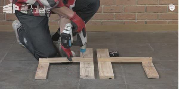 Video Tutorial: Simple Pallet Chair! DIY Pallet Video Tutorials Pallet Benches, Pallet Chairs & Stools Video Tutorial: Simple Pallet Chair! DIY Pallet Video Tutorials Pallet Benches, Pallet Chairs & Stools