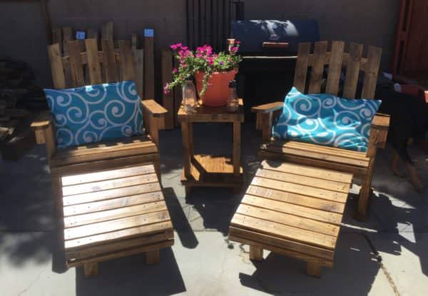 Fantastic Pallet Adirondack Chairs Patio Set Pallet Benches, Pallet Chairs & Stools Fantastic Pallet Adirondack Chairs Patio Set Pallet Benches, Pallet Chairs & Stools