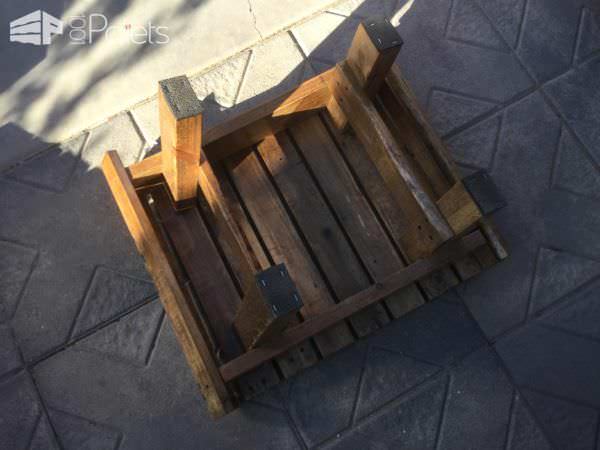 Fantastic Pallet Adirondack Chairs Patio Set Pallet Benches, Pallet Chairs & Stools Fantastic Pallet Adirondack Chairs Patio Set Pallet Benches, Pallet Chairs & Stools