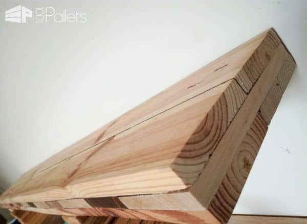 Pallet Wood Stacked Shelves Pallet Shelves & Pallet Coat Hangers Pallet Wood Stacked Shelves Pallet Shelves & Pallet Coat Hangers