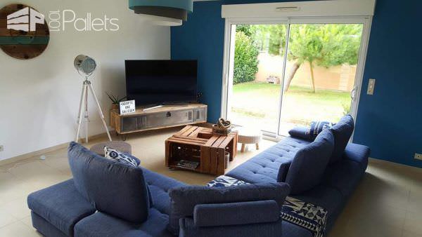Pallet Locker Tv Stand DIY Pallet Video Tutorials Pallet TV Stands & Racks Pallet Locker Tv Stand DIY Pallet Video Tutorials Pallet TV Stands & Racks