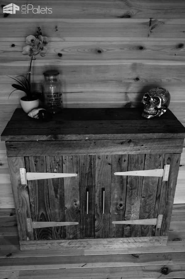 Reclaimed Pallet Wood Cabinet Pallet Cabinets & Wardrobes Reclaimed Pallet Wood Cabinet Pallet Cabinets & Wardrobes