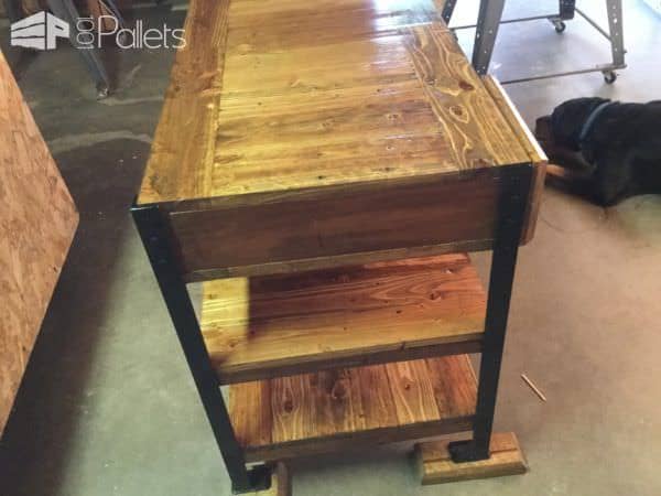 Elegant Pallet Desk Makes Perfect Gift! Pallet Desks & Pallet Tables Elegant Pallet Desk Makes Perfect Gift! Pallet Desks & Pallet Tables