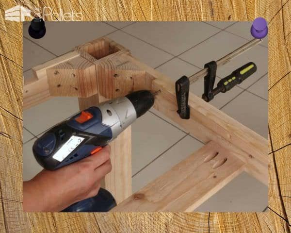 Indoor/Outdoor Pallet Dining Room Table DIY Pallet Tutorials Pallet Desks & Pallet Tables Indoor/Outdoor Pallet Dining Room Table DIY Pallet Tutorials Pallet Desks & Pallet Tables