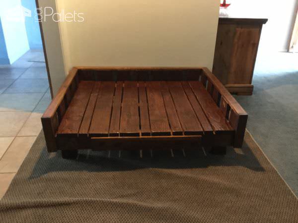 Raised Pallet Dog Bed Keeps Sadie Comfy Animal Pallet Houses & Pallet Supplies Raised Pallet Dog Bed Keeps Sadie Comfy Animal Pallet Houses & Pallet Supplies