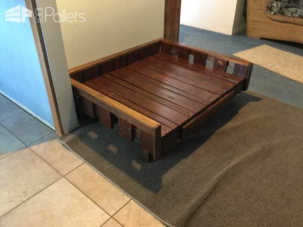Raised Pallet Dog Bed Keeps Sadie Comfy Animal Pallet Houses & Pallet Supplies Raised Pallet Dog Bed Keeps Sadie Comfy Animal Pallet Houses & Pallet Supplies