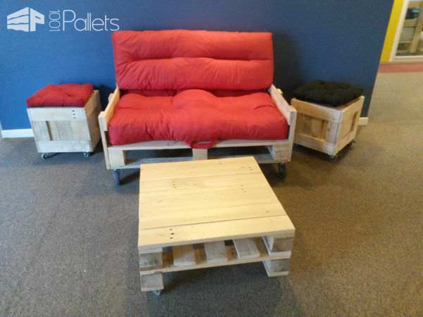 Mobile Pallet Loveseat DIY Pallet Video Tutorials Pallet Sofas & Couches Mobile Pallet Loveseat DIY Pallet Video Tutorials Pallet Sofas & Couches