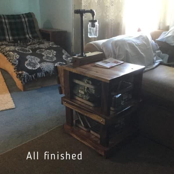 Mason Jar Lamp Pallet Side Table Pallet Desks & Pallet Tables Pallet Lamps & Lights Mason Jar Lamp Pallet Side Table Pallet Desks & Pallet Tables Pallet Lamps & Lights