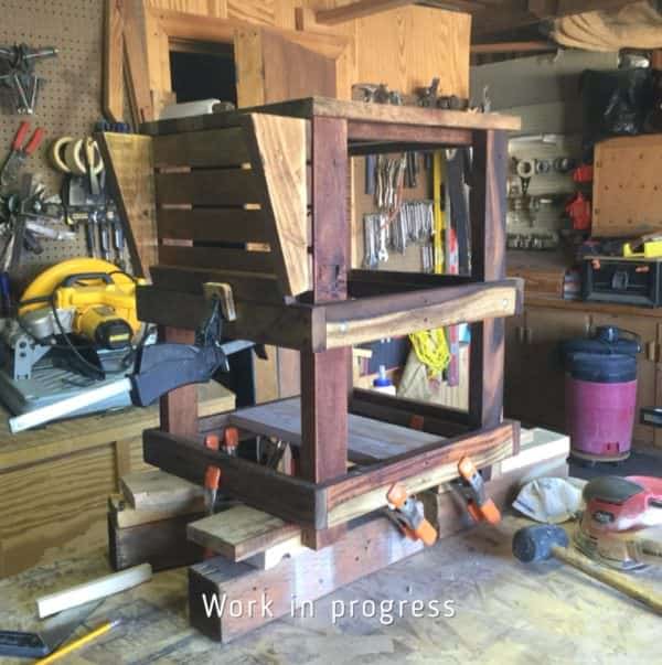 Mason Jar Lamp Pallet Side Table Pallet Desks & Pallet Tables Pallet Lamps & Lights Mason Jar Lamp Pallet Side Table Pallet Desks & Pallet Tables Pallet Lamps & Lights