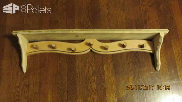 Pallet Shelf Features Natural Cherry Wood Coat Hooks Pallet Shelves & Pallet Coat Hangers Pallet Shelf Features Natural Cherry Wood Coat Hooks Pallet Shelves & Pallet Coat Hangers