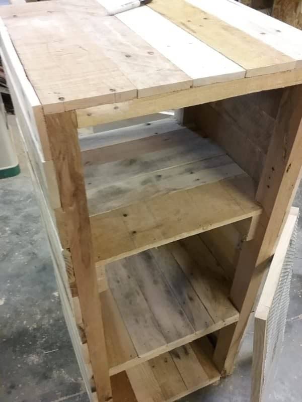 Rustic Pie Safe Pallet Cabinet Adds Charm & Storage! Pallet Cabinets & Wardrobes Rustic Pie Safe Pallet Cabinet Adds Charm & Storage! Pallet Cabinets & Wardrobes