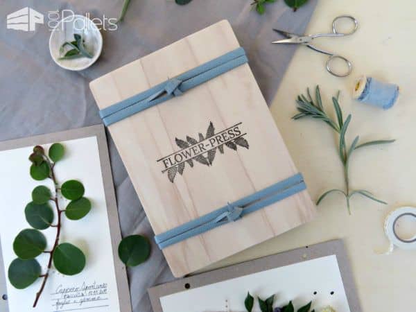 10 Last-minute Upcycled Wooden Christmas Ideas For You! Pallet Home Décor Ideas 10 Last-minute Upcycled Wooden Christmas Ideas For You! Pallet Home Décor Ideas