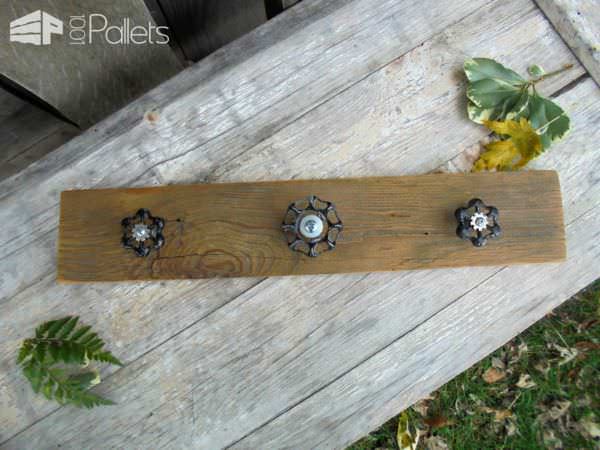 10 Last-minute Upcycled Wooden Christmas Ideas For You! Pallet Home Décor Ideas 10 Last-minute Upcycled Wooden Christmas Ideas For You! Pallet Home Décor Ideas