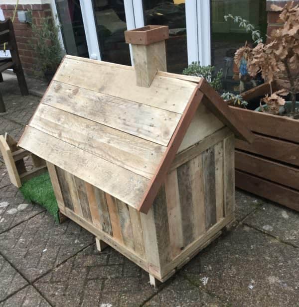 Barkin’ Beautiful Pallet Doghouse & Picket Fence Animal Pallet Houses & Pallet Supplies Barkin’ Beautiful Pallet Doghouse & Picket Fence Animal Pallet Houses & Pallet Supplies