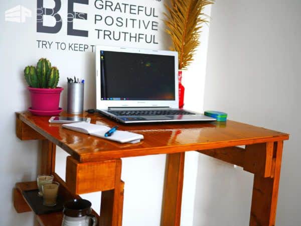 Easy Pallet Desk Also Makes Great Kids Art Desk Pallet Desks & Pallet Tables Easy Pallet Desk Also Makes Great Kids Art Desk Pallet Desks & Pallet Tables