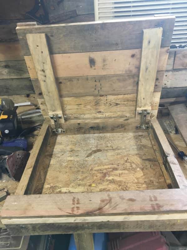 Pallet Cabinet Storage Solution For Small Spaces Pallet Boxes & Chests Pallet Cabinets & Wardrobes Pallet Cabinet Storage Solution For Small Spaces Pallet Boxes & Chests Pallet Cabinets & Wardrobes