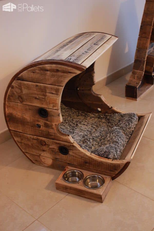 Make This Pallet Moon Pet Bed For Your Cat/Dog Animal Pallet Houses & Pallet Supplies DIY Pallet Video Tutorials Make This Pallet Moon Pet Bed For Your Cat/Dog Animal Pallet Houses & Pallet Supplies DIY Pallet Video Tutorials