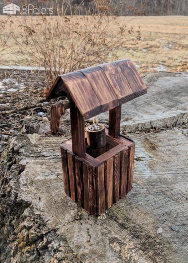 Miniature Pallet Wishing Well Is Perfect for Gnome Yard! Pallet Home Décor Ideas Miniature Pallet Wishing Well Is Perfect for Gnome Yard! Pallet Home Décor Ideas