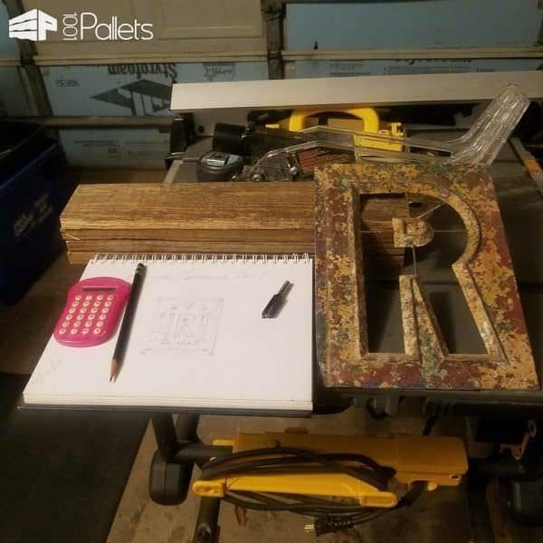 Pallet-framed Stencil Turns Metal Into Wall Art! Pallet Wall Decor & Pallet Painting Pallet-framed Stencil Turns Metal Into Wall Art! Pallet Wall Decor & Pallet Painting