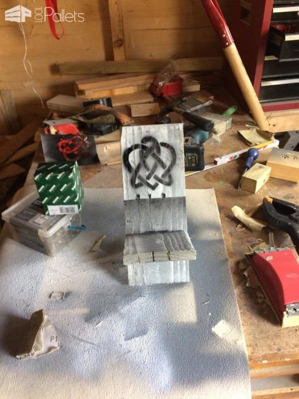 Pallet Tablet Bookstand: Inspired By Viking Chair! Pallet Home Accessories Pallet Tablet Bookstand: Inspired By Viking Chair! Pallet Home Accessories