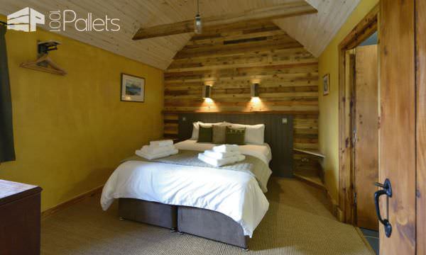 Unbelievable Pallet Wood Holiday Cottage Will Inspire You! Pallet Home Décor Ideas Unbelievable Pallet Wood Holiday Cottage Will Inspire You! Pallet Home Décor Ideas