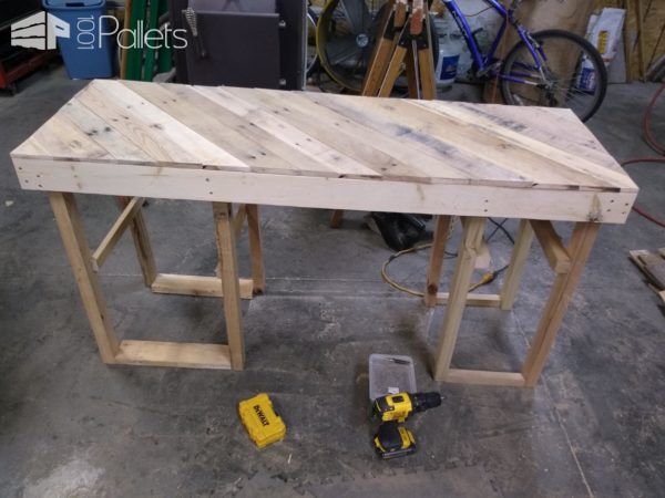Golden Pecan-stained Pallet Office Desk Pallet Desks & Pallet Tables Golden Pecan-stained Pallet Office Desk Pallet Desks & Pallet Tables
