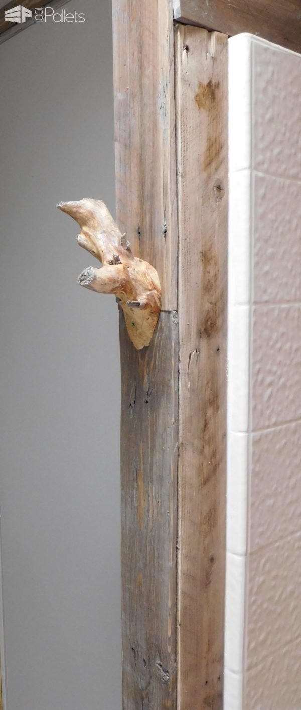 Stupendous Rustic Pallet Bathroom Transformation! Pallet Cabinets & Wardrobes Pallet Home Décor Ideas Stupendous Rustic Pallet Bathroom Transformation! Pallet Cabinets & Wardrobes Pallet Home Décor Ideas