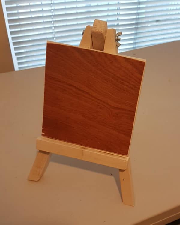 Miniature Pallet Wood Artist’s Easel As A Gift! Fun Pallet Crafts for Kids Miniature Pallet Wood Artist’s Easel As A Gift! Fun Pallet Crafts for Kids
