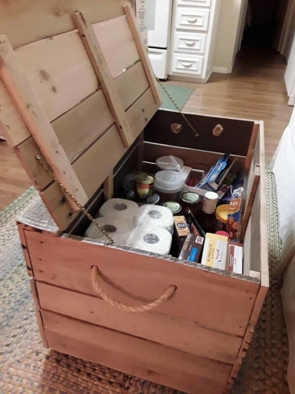 Pallet Chest/Coffee Table with Printed Crab Pallet Boxes & Chests Pallet Coffee Tables Pallet Chest/Coffee Table with Printed Crab Pallet Boxes & Chests Pallet Coffee Tables