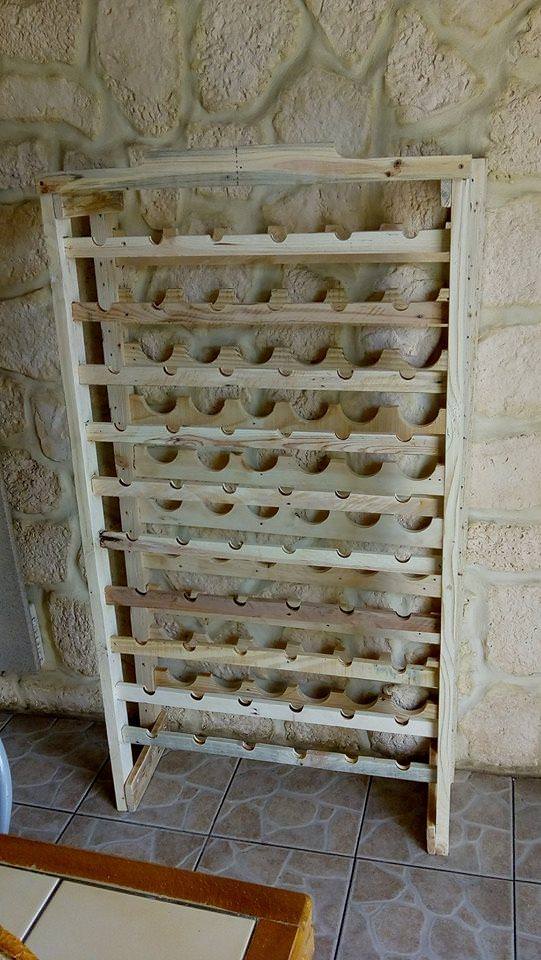 Stately Wine Rack Using Pallet Wood/ Porte Bouteilles En Palettes Pallet Shelves & Pallet Coat Hangers Stately Wine Rack Using Pallet Wood/ Porte Bouteilles En Palettes Pallet Shelves & Pallet Coat Hangers