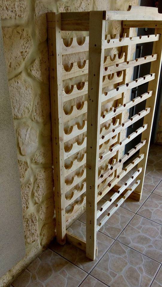 Stately Wine Rack Using Pallet Wood/ Porte Bouteilles En Palettes Pallet Shelves & Pallet Coat Hangers Stately Wine Rack Using Pallet Wood/ Porte Bouteilles En Palettes Pallet Shelves & Pallet Coat Hangers
