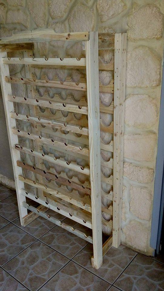 Stately Wine Rack Using Pallet Wood/ Porte Bouteilles En Palettes Pallet Shelves & Pallet Coat Hangers Stately Wine Rack Using Pallet Wood/ Porte Bouteilles En Palettes Pallet Shelves & Pallet Coat Hangers