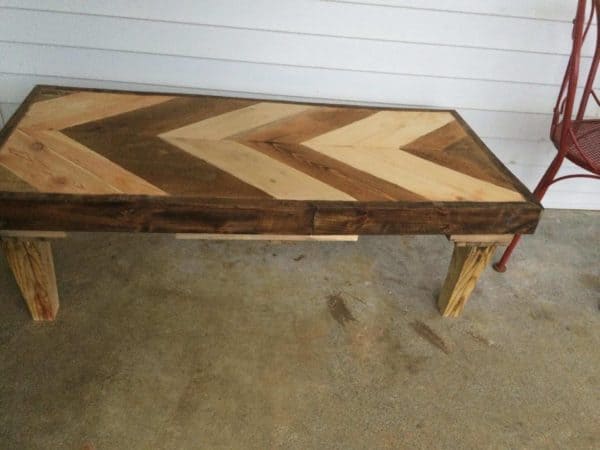 Awesome Angled Coffee Table Made Using 2 Pallets! Pallet Coffee Tables Awesome Angled Coffee Table Made Using 2 Pallets! Pallet Coffee Tables