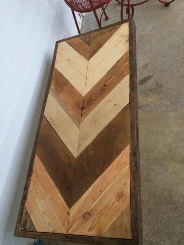 Awesome Angled Coffee Table Made Using 2 Pallets! Pallet Coffee Tables Awesome Angled Coffee Table Made Using 2 Pallets! Pallet Coffee Tables