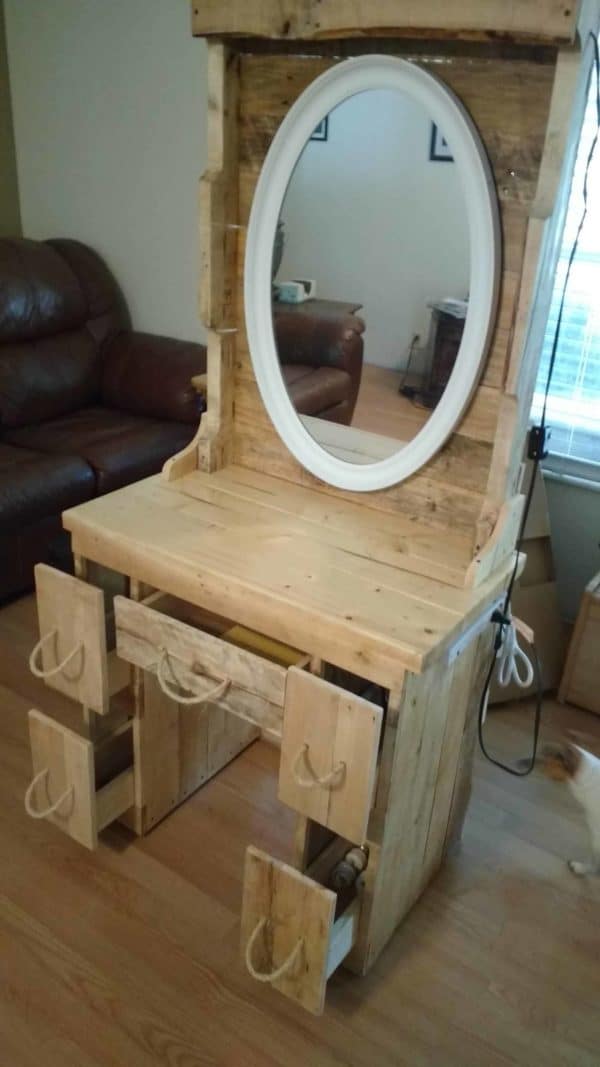 Diminuitive Pallet Vanity Perfect For Granddaughter Pallet Cabinets & Wardrobes Diminuitive Pallet Vanity Perfect For Granddaughter Pallet Cabinets & Wardrobes