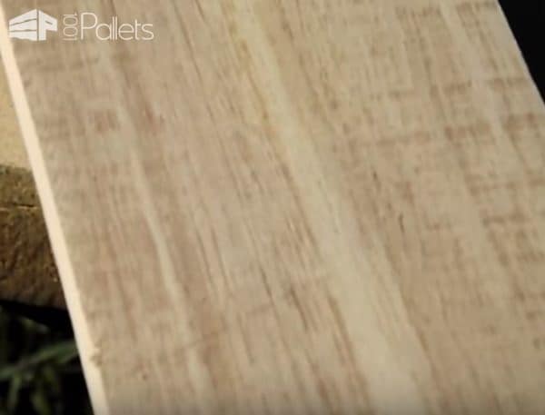 Sanding Pallet Wood Smooth For Your Pallet Wood Projects DIY Pallet Video Tutorials Sanding Pallet Wood Smooth For Your Pallet Wood Projects DIY Pallet Video Tutorials