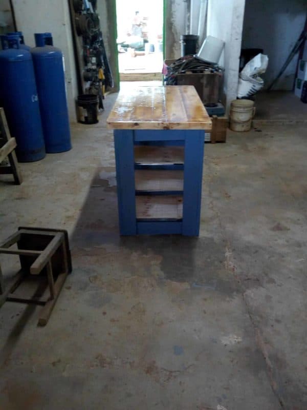Pallet Desk / Escritorio De Pallets Pallet Desks & Pallet Tables Pallet Desk / Escritorio De Pallets Pallet Desks & Pallet Tables