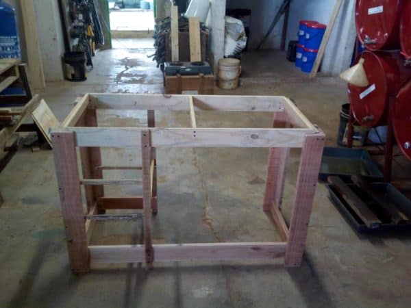Pallet Desk / Escritorio De Pallets Pallet Desks & Pallet Tables Pallet Desk / Escritorio De Pallets Pallet Desks & Pallet Tables