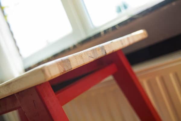 Amazing Pallet Child Desk / Bureau Pour Enfants En Bois De Palettes Pallet Desks & Pallet Tables Amazing Pallet Child Desk / Bureau Pour Enfants En Bois De Palettes Pallet Desks & Pallet Tables