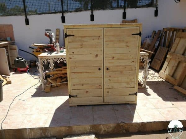 Garden Pallet Cabinet / Armario De Jardin Pallet Cabinets & Wardrobes Garden Pallet Cabinet / Armario De Jardin Pallet Cabinets & Wardrobes
