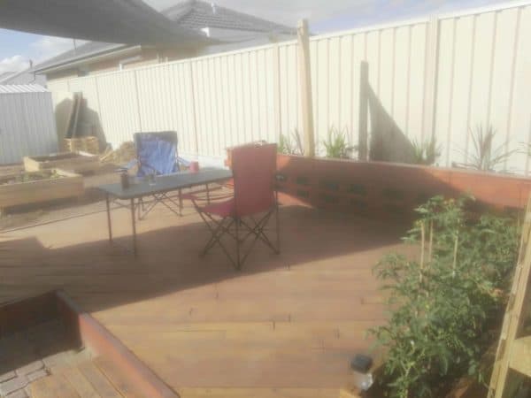 Outdoor Deck & Planter Boxes from 94 Wood Pallets! Pallet Floors & Decks Pallet Terraces & Pallet Patios Outdoor Deck & Planter Boxes from 94 Wood Pallets! Pallet Floors & Decks Pallet Terraces & Pallet Patios