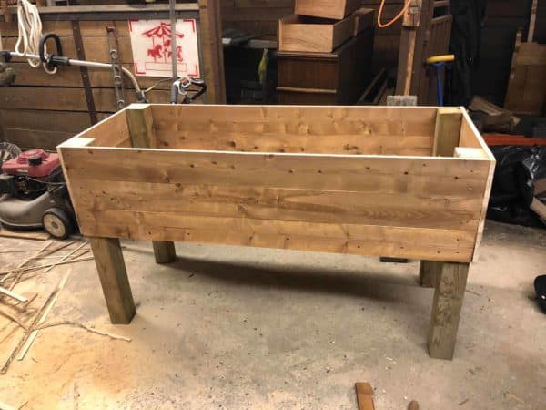 Raised Pallet Planter Box Pallet Planters & Compost Bins Raised Pallet Planter Box Pallet Planters & Compost Bins