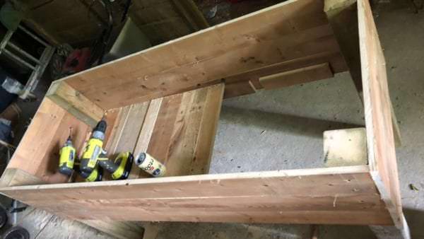 Raised Pallet Planter Box Pallet Planters & Compost Bins Raised Pallet Planter Box Pallet Planters & Compost Bins