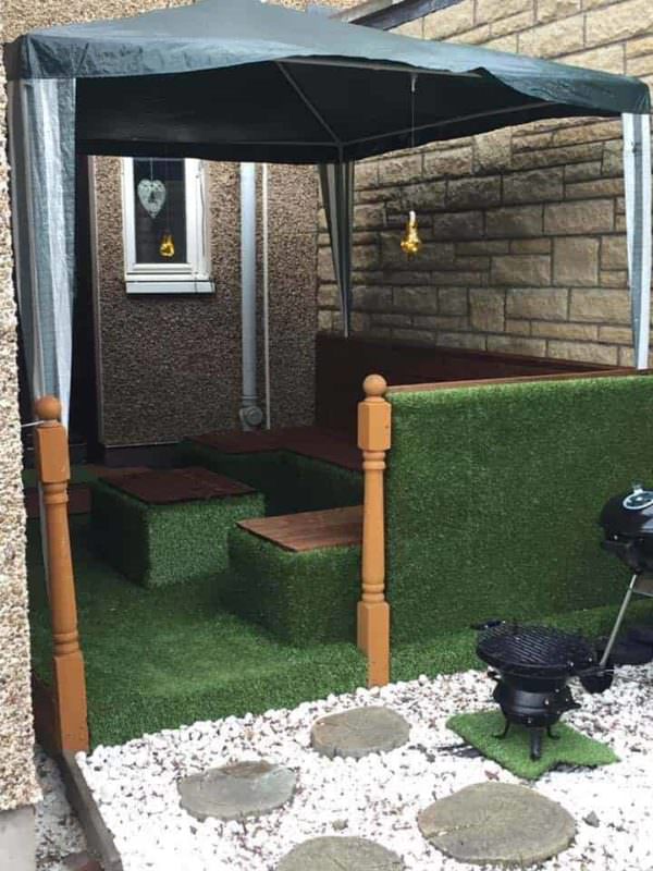 How to Transform Your Old Deck with Upcycled Pallets Lounges & Garden Sets Pallet Terraces & Pallet Patios How to Transform Your Old Deck with Upcycled Pallets Lounges & Garden Sets Pallet Terraces & Pallet Patios